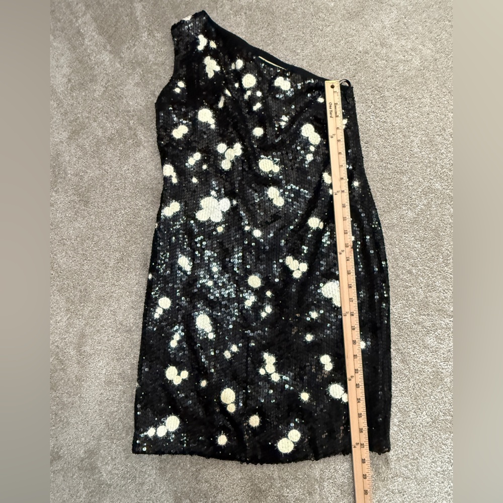 Michael Kors - Black Abstract Sequin One Shoulder Dress - size 8 - Picture 11 of 15